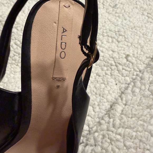 Aldo Elegant Black Peep-Toe Women's heels - Picture 4 of 6